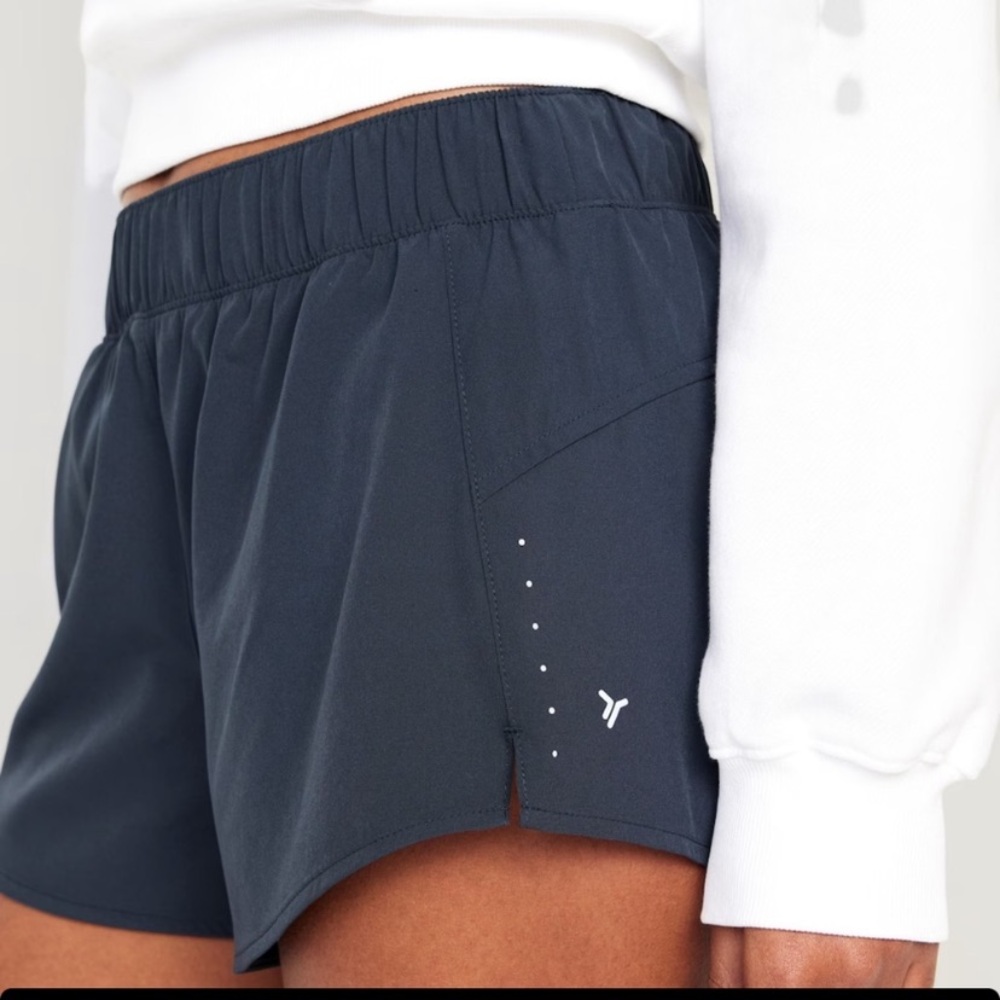 NWT Old Navy Women's Mid-Rise StretchTech Run Shorts -- 3-inch inseam Dusk Navy - Picture 4 of 6